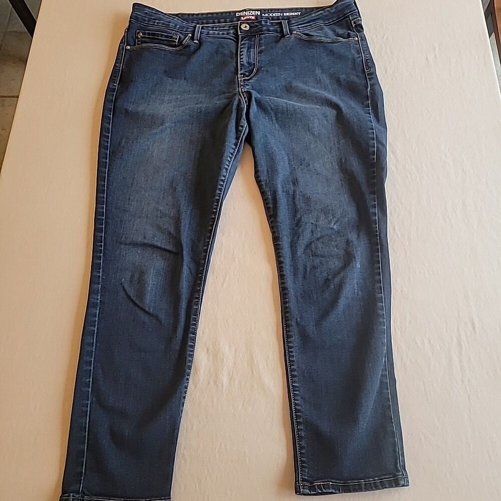 Denizen Jeans From Levis Women's 18 Short Blue Dark Wash Mid Rise Skinny Jeans